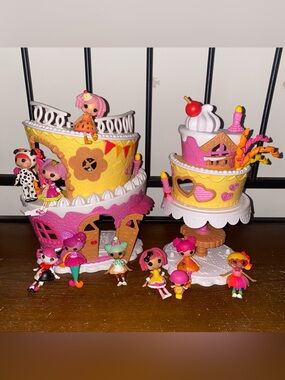 Lalaloopsy minis Super Silly Party play set with 10 dolls